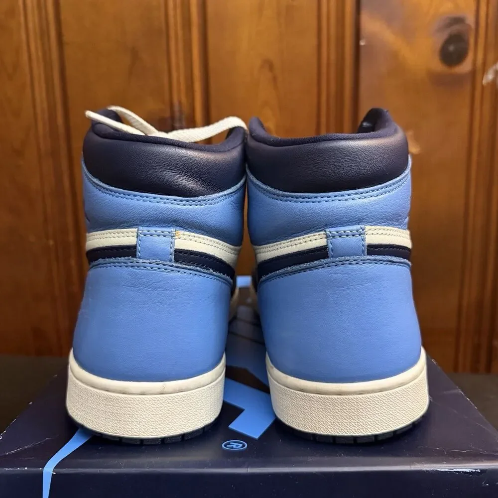 Air Jordan 1 Retro OG High Obsidian UNC 2019 Size 12 Men 555088-140 USED